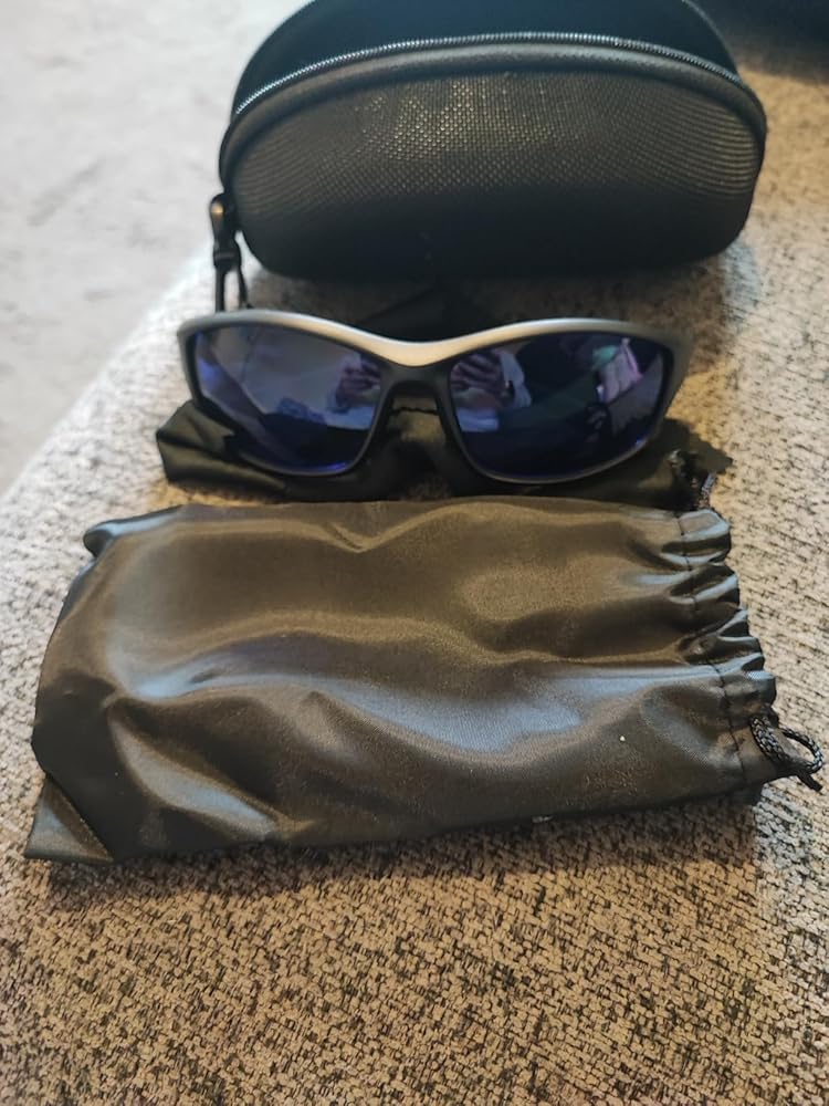 5. Every Pair Ships With A Protective Hard Case